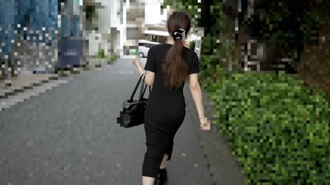 【素人肉便器堕落系列】第37弹！麻由（25）广告代理公司职员 『杂鱼男变态肉便器』 FC2-PPV-4792519